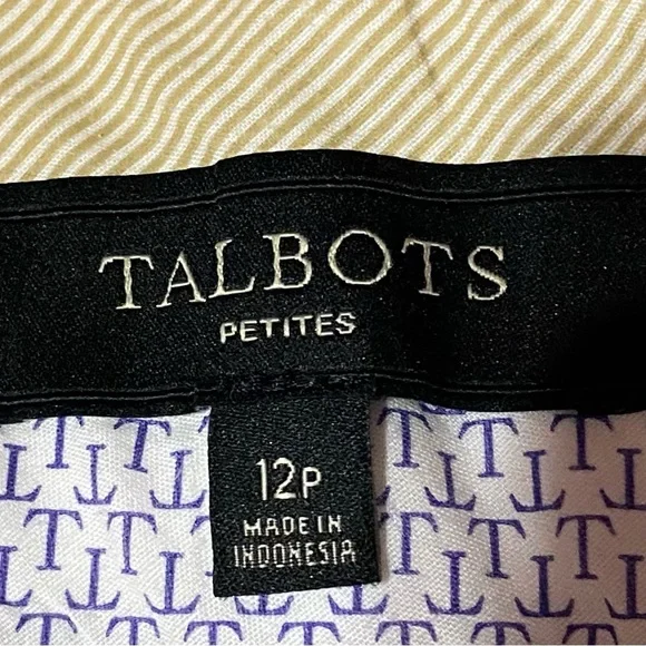 Ladies Talbots 12P petite khaki pants - Picture 4 of 5